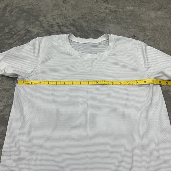 Lululemon Logo Short Sleeve Swiftly Tech T Shirt White Womens S/M Athletic Yoga - Picture 6 of 7